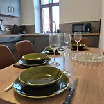 Le Fond Du Village